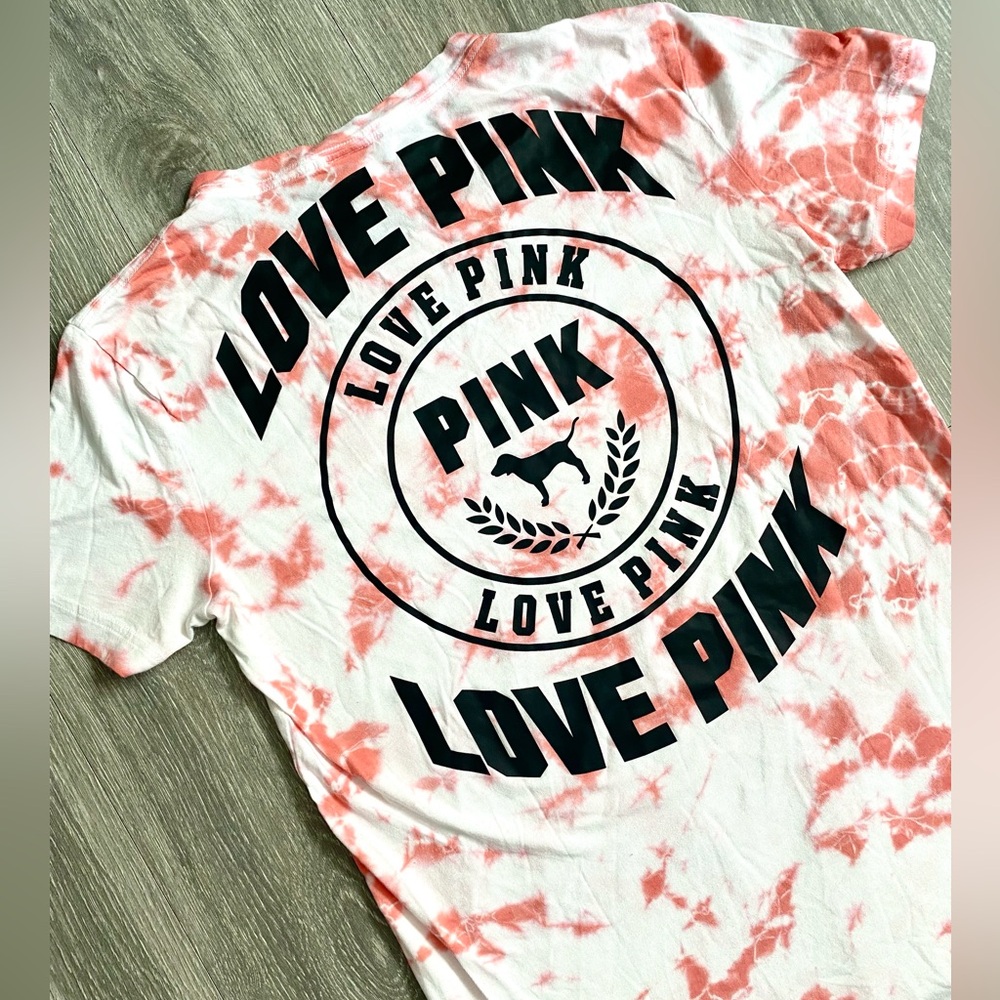 VS PINK TIE DYE OVERSIZED CAMPUS SHORT SLEEVE TEE LOGO PINK/BLK SIZE XS T-SHIRT - Picture 6 of 10